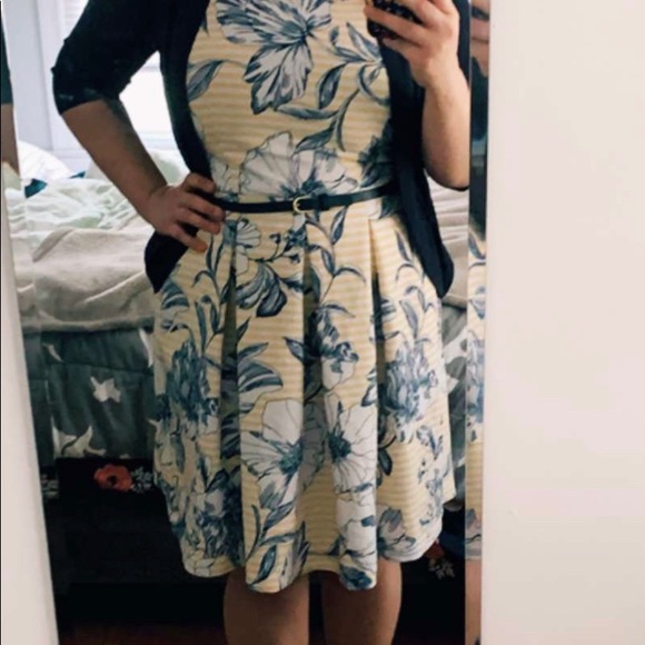 Women’s Summer Work Dress - with pockets! - Picture 6 of 6